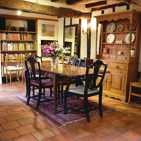 4 Bedroom Beautiful In Bosroumois Bosnormand