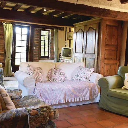 Дом отдыха 4 Bedroom Beautiful In Bosroumois Bosnormand