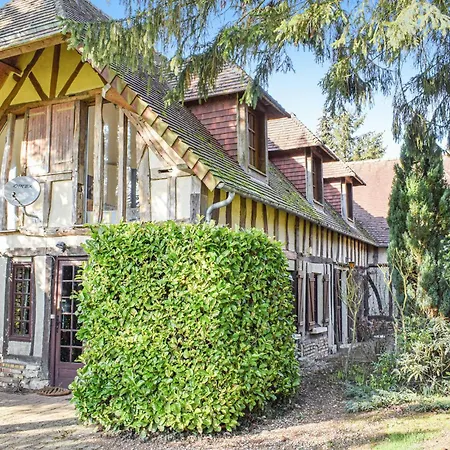 4 Bedroom Beautiful In Bosroumois Bosnormand