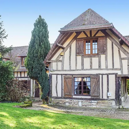 4 Bedroom Beautiful In Bosroumois Дом отдыха